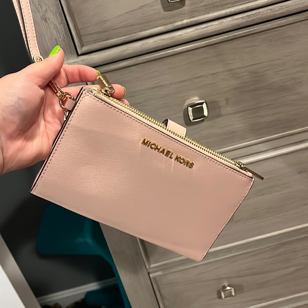 Michael Kors baby pink wallet wristlet!